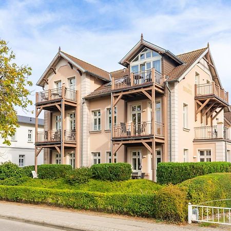 Lichtdurchflutete Fewo Mit 2 Balkonen, Strandnah, Mit Parkplatz Kuehlungsborn Exterior foto